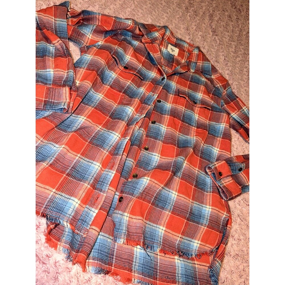 BILLABONG Plaid Long Sleeve Button Down Shirt Flannel Red Blue Medium